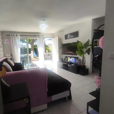 4, Natura Village Naturiste *